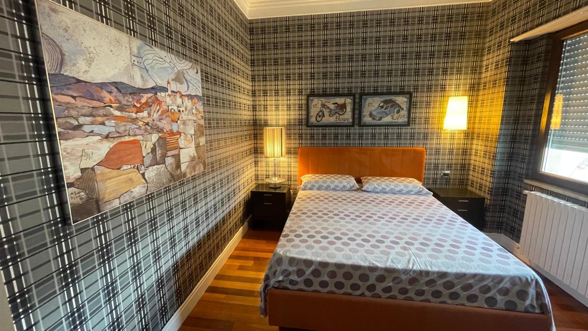 Leonardo Rooms อาเวลลีโน ภายนอก รูปภาพ
